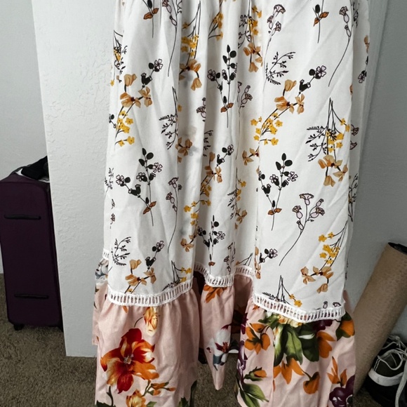 Floral Print Halter Dress with Raffles Detail - Size L - Picture 7 of 10